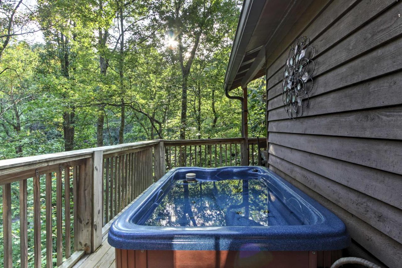 Gatlinburg Home With Hot Tub About 4 Mi To Town! Exteriör bild