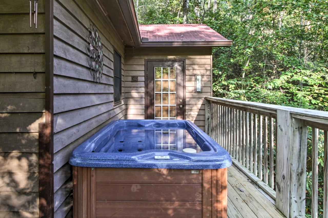 Gatlinburg Home With Hot Tub About 4 Mi To Town! Exteriör bild